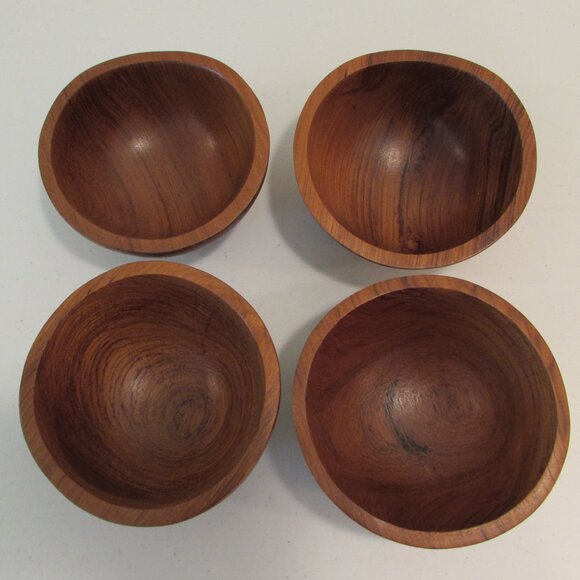Vintage 'Handcrafted Unisilver Thai Teak' Salad Bowls - Set of 4 - Picture 5 of 14